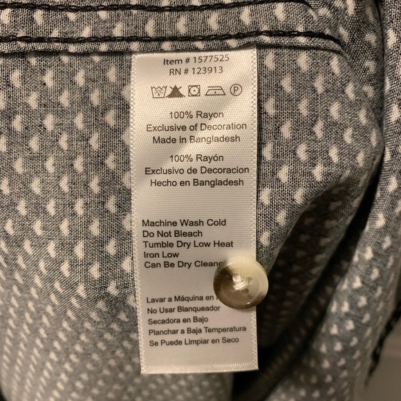 5/$25 Item JACHS Girlfriend Flowy Button Down Blouse - Picture 6 of 8